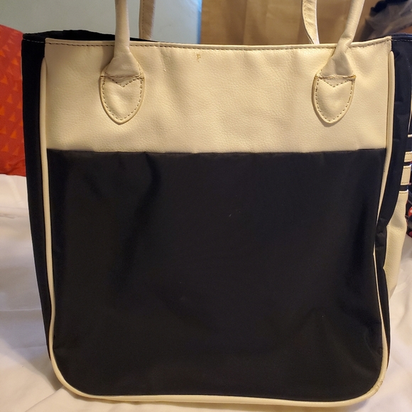 Puma Bag - Picture 4 of 4